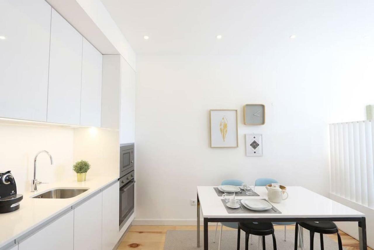 Modern Studio In Historical Centre Порту Экстерьер фото