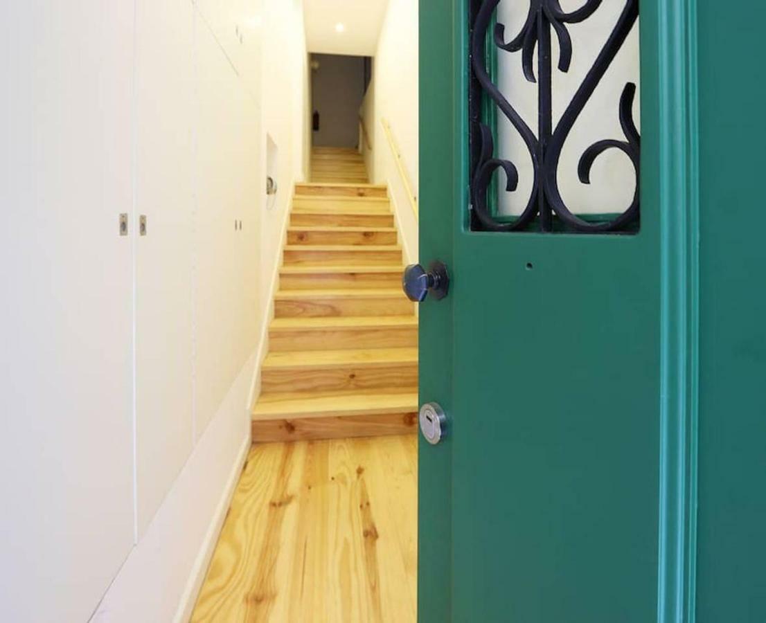 Modern Studio In Historical Centre Порту Экстерьер фото