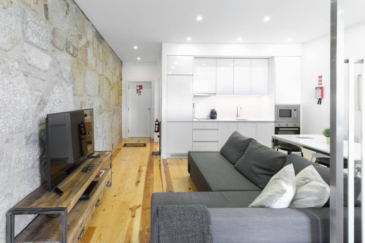 Modern Studio In Historical Centre Порту Экстерьер фото